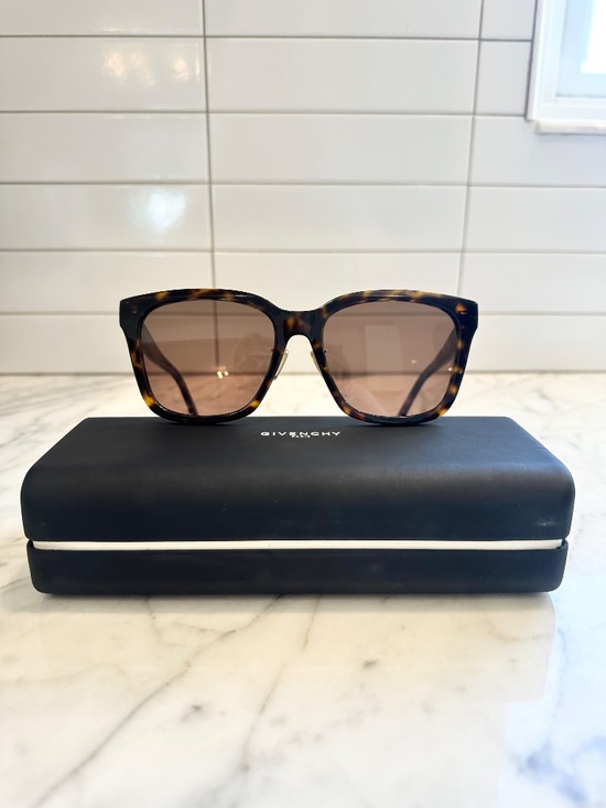 Givenchy Tortoiseshell Square Sunglasses main image 4